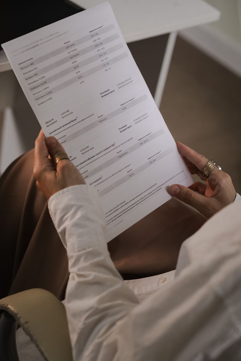 Exames laboratoriais e leitura cuidadosa