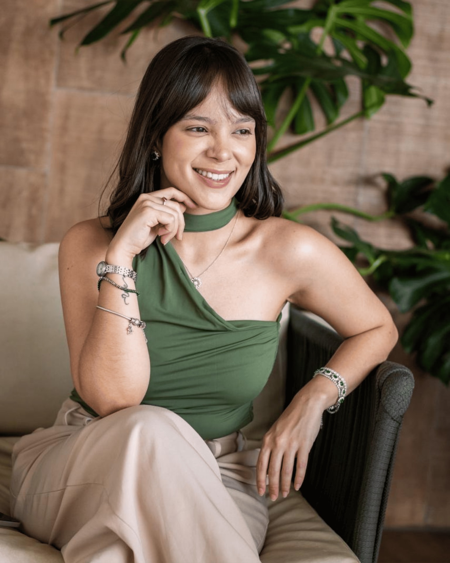 Nicole Carvalho, Biomédica Esteta especializada em estrias